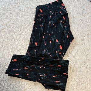 Stylish Black and Pink Women's Leggings